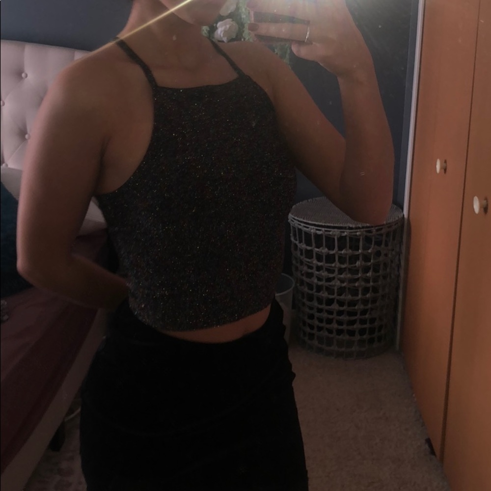 Forever 21. Tank top. ✨